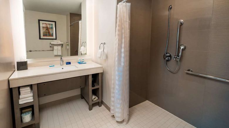 <b>Hyatt House Nashville-Cool Springs Room</b>. Images powered by <a href="https://iceportal.shijigroup.com/" title="IcePortal" target="_blank">IcePortal</a>.