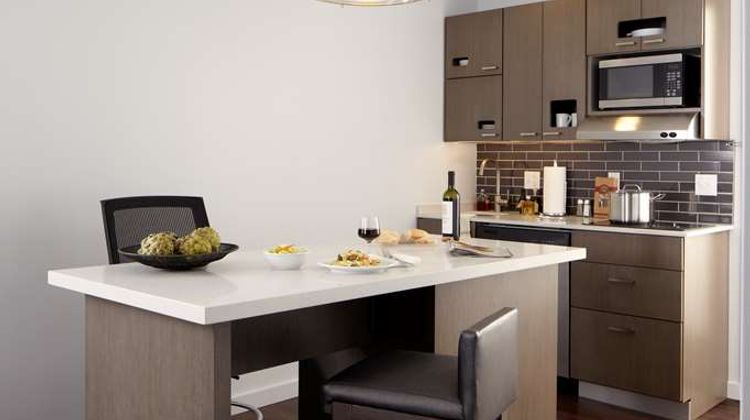 Hyatt House Fishers Room