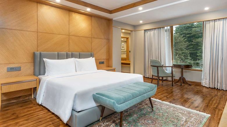 <b>Radisson Golf Resort Pahalgam Suite</b>. Images powered by <a href="https://iceportal.shijigroup.com/" title="IcePortal" target="_blank">IcePortal</a>.