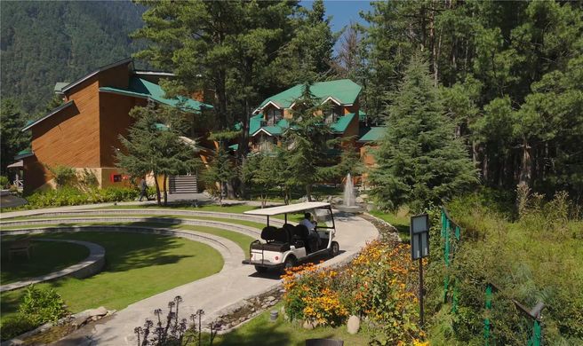 Radisson Golf Resort Pahalgam Exterior