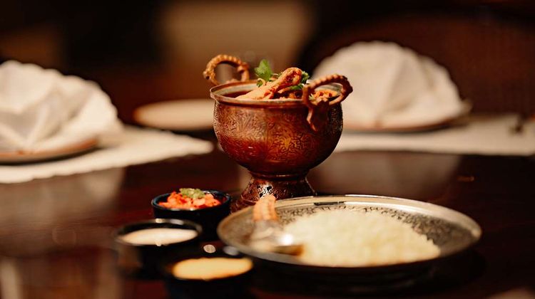 Radisson Coll Hotel & Spa, Riverfront Sp Restaurant