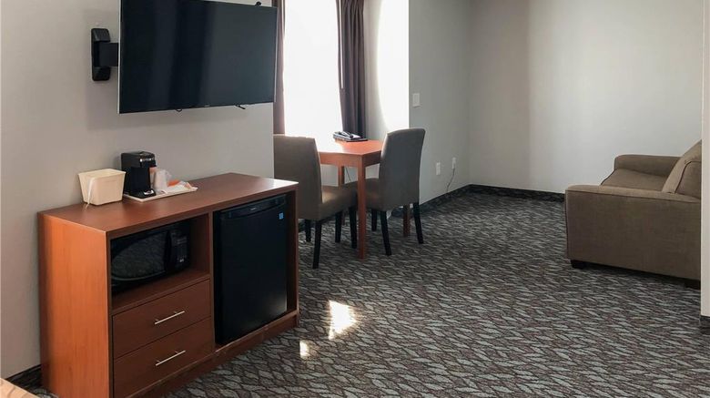 <b>Quality Inn & Suites Watertown Room</b>. Images powered by <a href="https://iceportal.shijigroup.com/" title="IcePortal" target="_blank">IcePortal</a>.