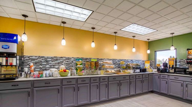 Quality Inn and Suites Cayce Restaurant