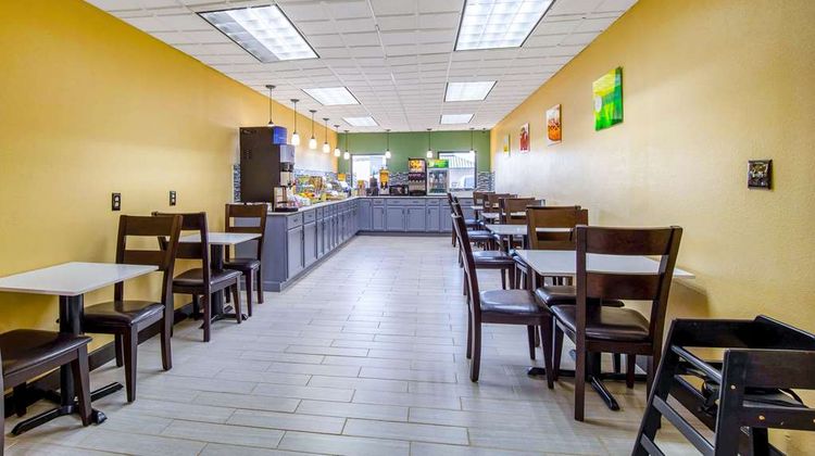 Quality Inn and Suites Cayce Restaurant