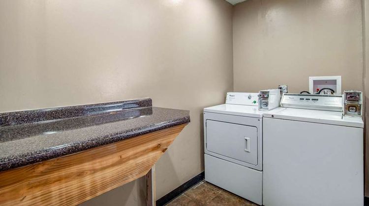Quality Inn and Suites Cayce Other