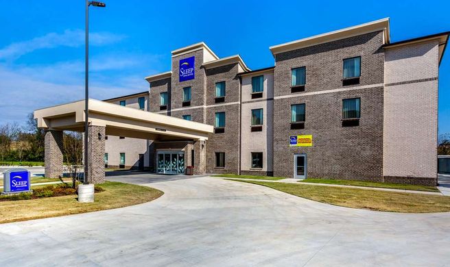 Sleep Inn & Suites Exterior