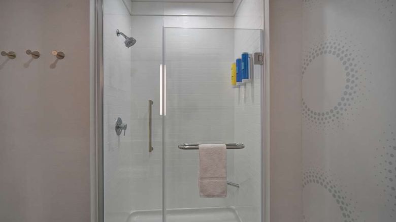 <b>Tru By Hilton West Memphis Room</b>. Images powered by <a href="https://iceportal.shijigroup.com/" title="IcePortal" target="_blank">IcePortal</a>.