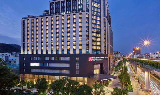 Hilton Garden Inn Guangzhou Tianhe Exterior