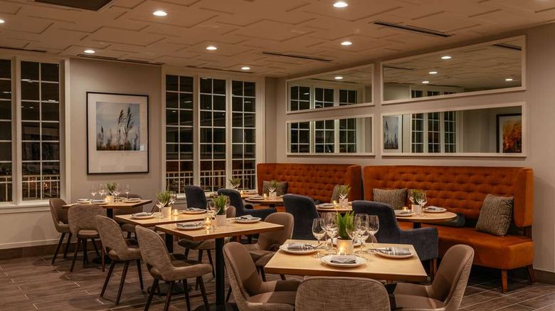 <b>Somerset Hills Hotel Restaurant</b>. Images powered by <a href="https://iceportal.shijigroup.com/" title="IcePortal" target="_blank">IcePortal</a>.