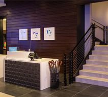 Hilton Garden Inn Redmond Town Center Lobby
