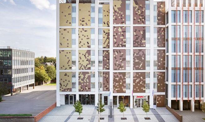 Hampton by Hilton London Ealing Exterior