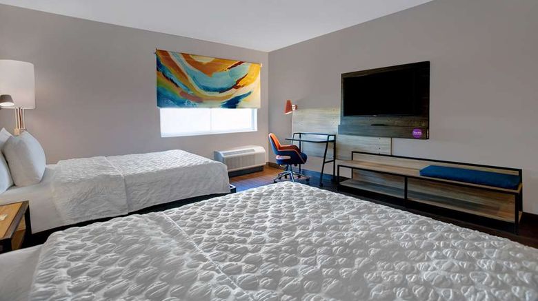 <b>Tru by Hilton West Turkey Creek Room</b>. Images powered by <a href="https://iceportal.shijigroup.com/" title="IcePortal" target="_blank">IcePortal</a>.