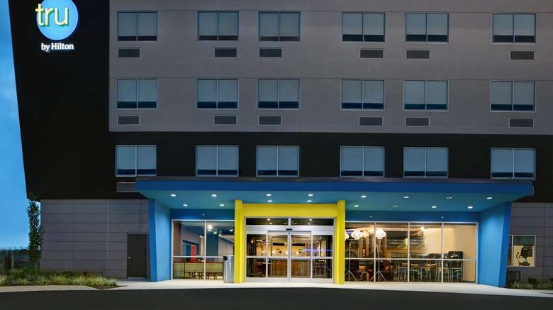 <b>Tru by Hilton West Turkey Creek Exterior</b>. Images powered by <a href="https://iceportal.shijigroup.com/" title="IcePortal" target="_blank">IcePortal</a>.