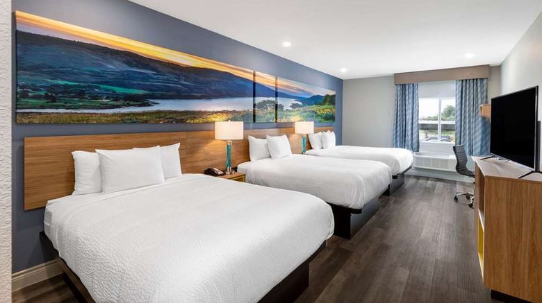 <b>Days Inn by Wyndham University Suite</b>. Images powered by <a href="https://iceportal.shijigroup.com/" title="IcePortal" target="_blank">IcePortal</a>.
