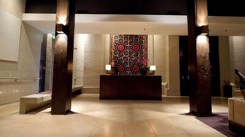 <b>Establishment Hotel Lobby</b>. Images powered by <a href="https://iceportal.shijigroup.com/" title="IcePortal" target="_blank">IcePortal</a>.