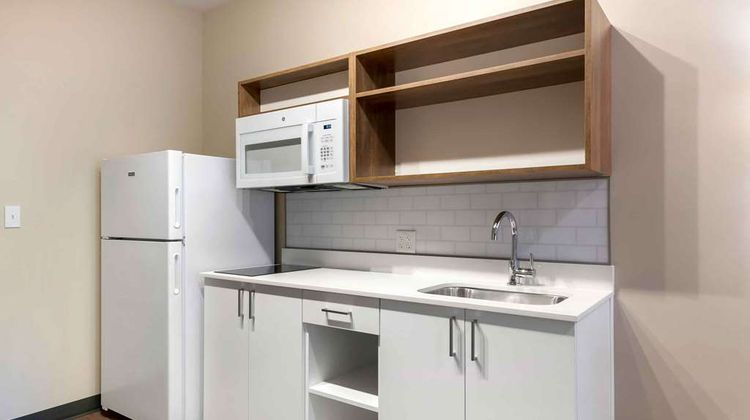 Extended Stay America Prem Stes Pooler Room