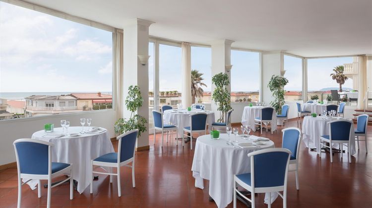 Sina Astor Restaurant
