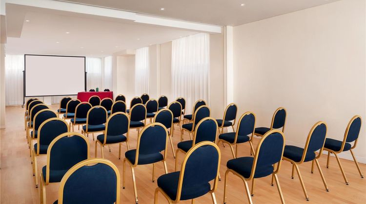 Sina Astor Meeting