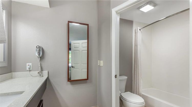 Quality Inn Wilmington Suite