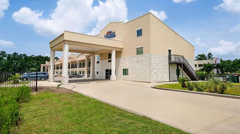 <b>Baymont by Wyndham Kingwood Exterior</b>. Images powered by <a href="https://iceportal.shijigroup.com/" title="IcePortal" target="_blank">IcePortal</a>.