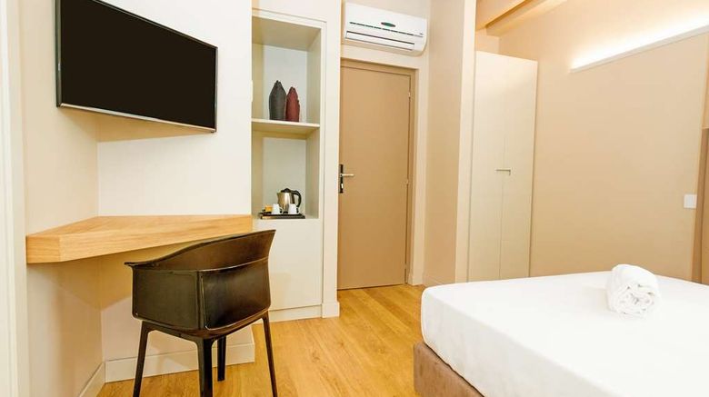 <b>Hotel Politeama Room</b>. Images powered by <a href="https://iceportal.shijigroup.com/" title="IcePortal" target="_blank">IcePortal</a>.