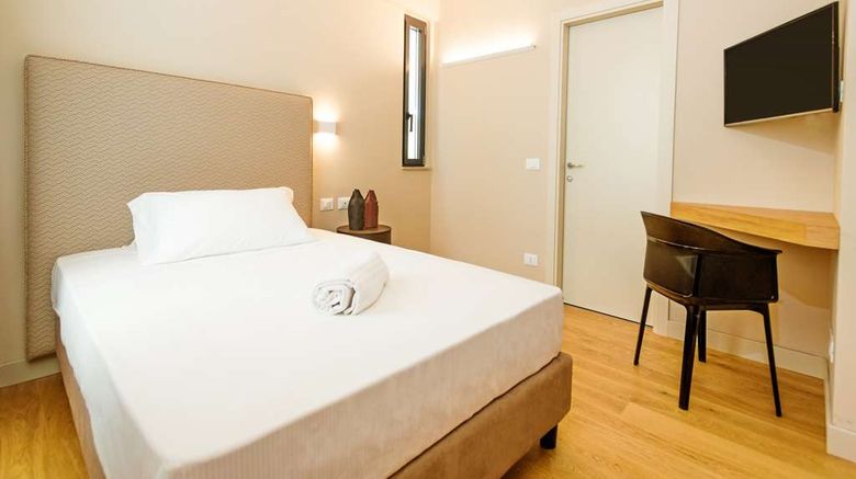 <b>Hotel Politeama Room</b>. Images powered by <a href="https://iceportal.shijigroup.com/" title="IcePortal" target="_blank">IcePortal</a>.