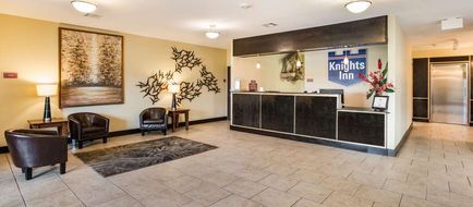 Knights Inn Bunkie Lobby