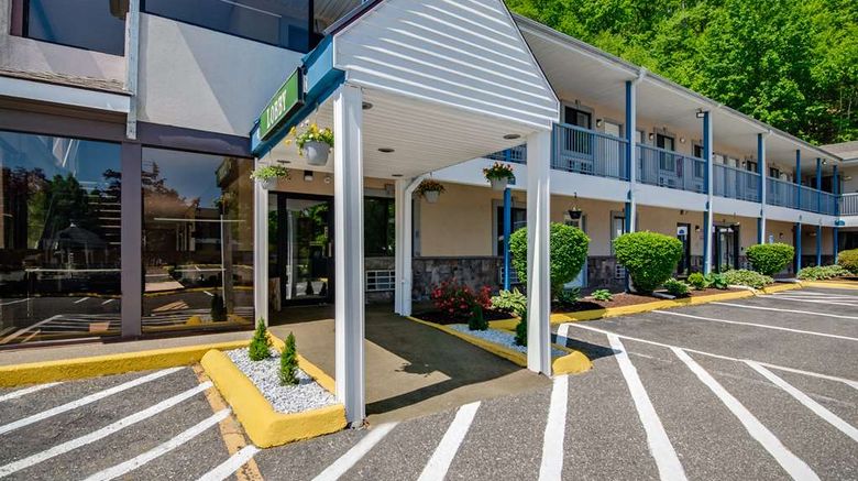 <b>Americas Best Value Inn Torrington Exterior</b>. Images powered by <a href="https://iceportal.shijigroup.com/" title="IcePortal" target="_blank">IcePortal</a>.