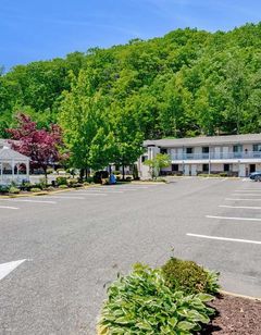 Americas Best Value Inn Torrington