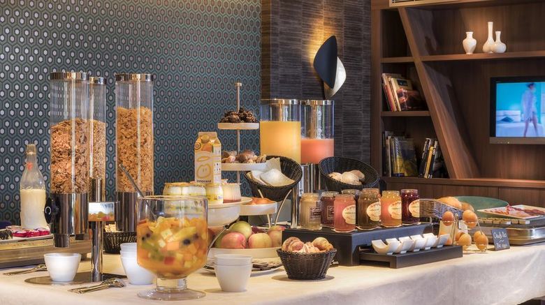 <b>Acanthe Hotel Restaurant</b>. Images powered by <a href="https://iceportal.shijigroup.com/" title="IcePortal" target="_blank">IcePortal</a>.