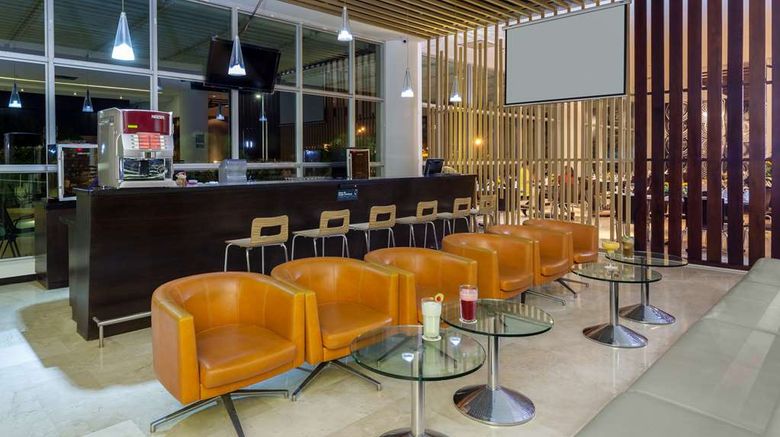 <b>Sonesta Hotel Valledupar Restaurant</b>. Images powered by <a href="https://iceportal.shijigroup.com/" title="IcePortal" target="_blank">IcePortal</a>.