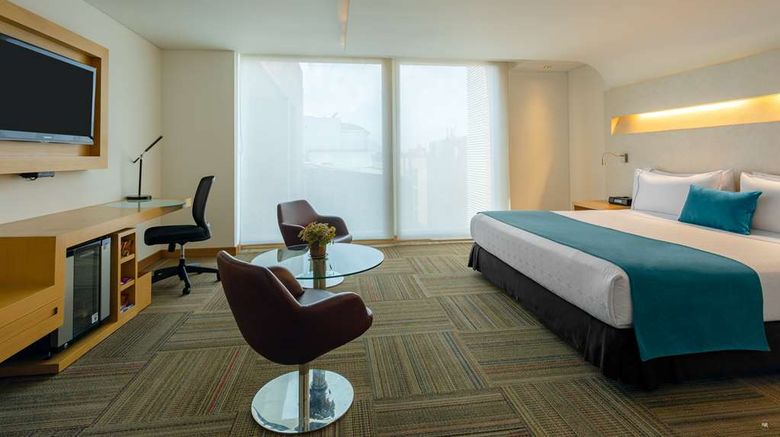 <b>Sonesta Hotel Bogota Suite</b>. Images powered by <a href="https://iceportal.shijigroup.com/" title="IcePortal" target="_blank">IcePortal</a>.