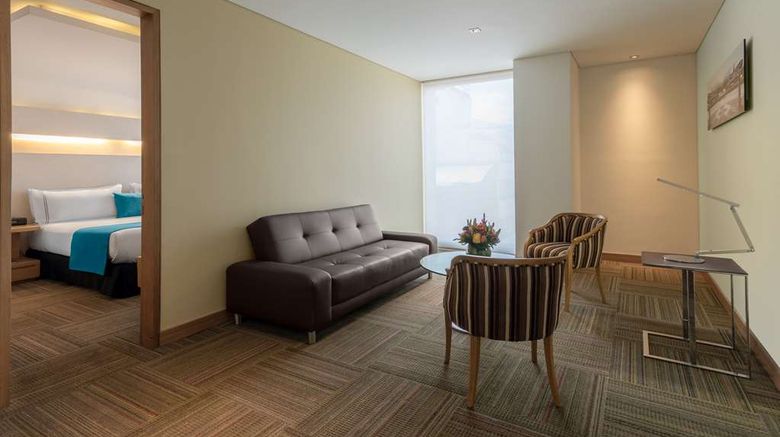 <b>Sonesta Hotel Bogota Suite</b>. Images powered by <a href="https://iceportal.shijigroup.com/" title="IcePortal" target="_blank">IcePortal</a>.