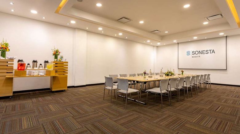 <b>Sonesta Hotel Bogota Meeting</b>. Images powered by <a href="https://iceportal.shijigroup.com/" title="IcePortal" target="_blank">IcePortal</a>.