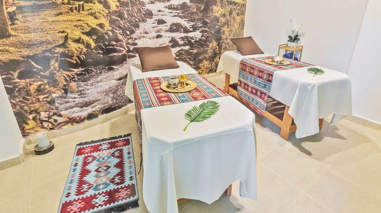 <b>Sonesta Pereira Hotel Spa</b>. Images powered by <a href="https://iceportal.shijigroup.com/" title="IcePortal" target="_blank">IcePortal</a>.