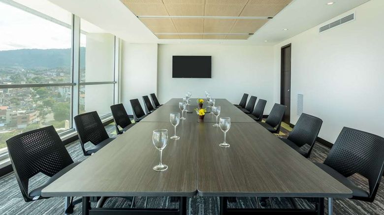 <b>Sonesta Hotel Bucaramanga Meeting</b>. Images powered by <a href="https://iceportal.shijigroup.com/" title="IcePortal" target="_blank">IcePortal</a>.