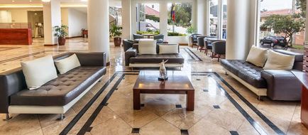Sonesta Hotel Loja Lobby
