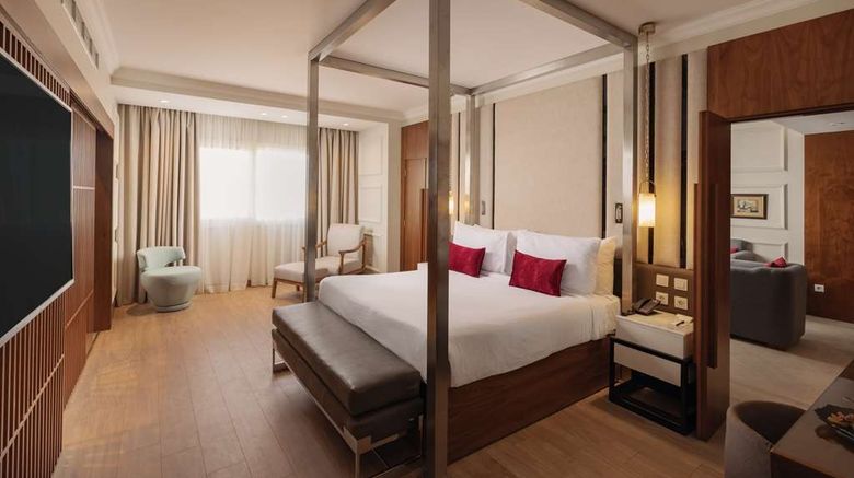 <b>Sonesta Hotel Tower & Casino Suite</b>. Images powered by <a href="https://iceportal.shijigroup.com/" title="IcePortal" target="_blank">IcePortal</a>.
