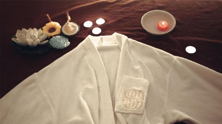 Sonesta Hotel Tower & Casino Spa