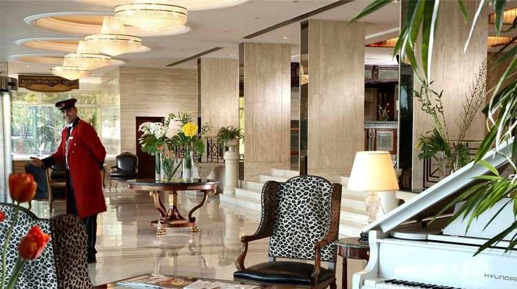 Sonesta Hotel Tower & Casino Lobby