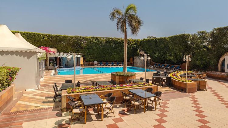 Sonesta Hotel Tower & Casino Pool