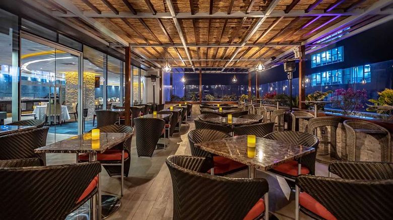 <b>Sonesta Hotel Arequipa Restaurant</b>. Images powered by <a href="https://iceportal.shijigroup.com/" title="IcePortal" target="_blank">IcePortal</a>.