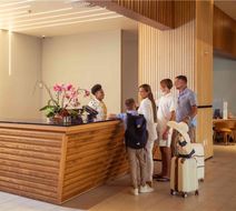 Sonesta Maho Beach Resort, Casino & Spa Lobby