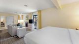 Sonesta ES Suites Cincinnati-Sharonville Suite