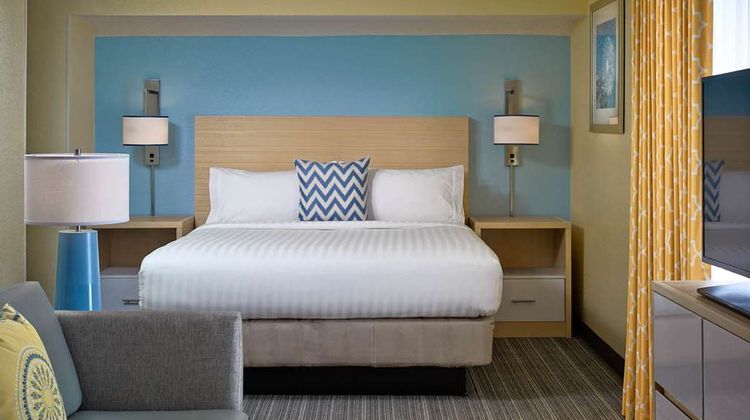 Sonesta Simply Suites Memphis East Room