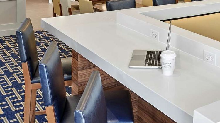 Sonesta Simply Suites Cleveland Westlake Restaurant