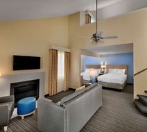 Sonesta ES Suites Providence Airport Room