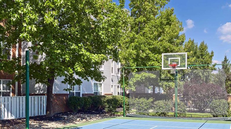 <b>Sonesta ES Suites Cincinnati Recreation</b>. Images powered by <a href="https://iceportal.shijigroup.com/" title="IcePortal" target="_blank">IcePortal</a>.