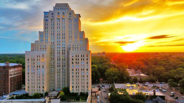 The Royal Sonesta Chase Park Plaza Exterior
