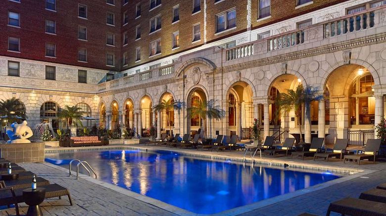 <b>The Royal Sonesta Chase Park Plaza Pool</b>. Images powered by <a href="https://iceportal.shijigroup.com/" title="IcePortal" target="_blank">IcePortal</a>.